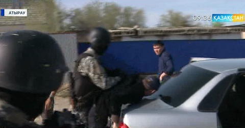 Атырауда кәсіпкерге қарулы шабуыл жасалды