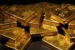 Мировой спрос на золото в 2013 году упал на 15 процентов