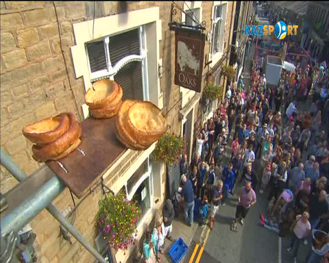 «Kazsport» телеарнасының жаңалықтары: Уэльсте қара пуддинк лақтырудан Әлем чемпионаты аяқталды (ВИДЕО)