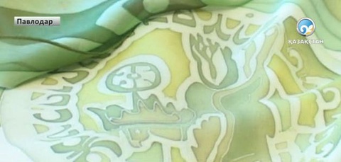 Наурыз айшықтары көйлектерде бейнеленді