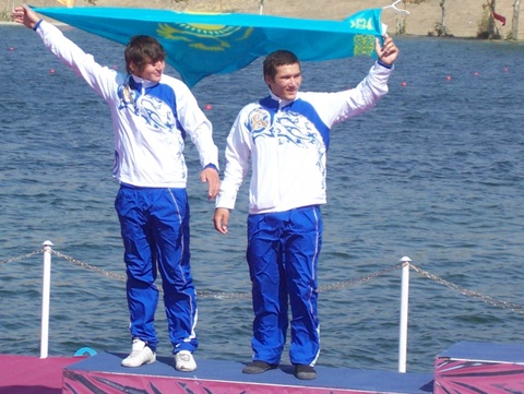 Братья Емельяновы стали чемпионами Азиады в гребле на каноэ
