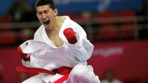 Ринат Сагандыков стал серебряным медалистом Азиады