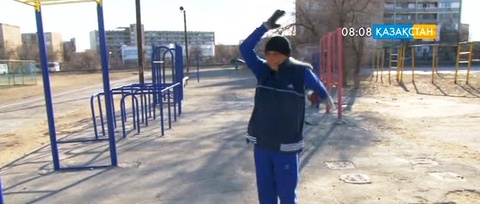 72-летний пенсионер из Актау ежедневно пробегает 6-7 километров