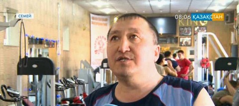 Семейде пауэрлифтингпен шұғылданатын мүмкіндігі шектеулі жандарға спорт клубы тегін қызмет көрсетеді