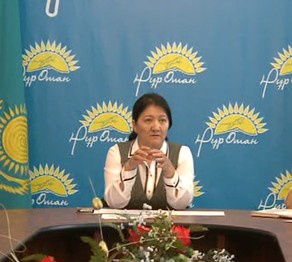 Абай шығармалары үш тілде оқытылмақ