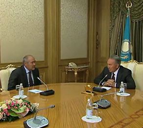 Өмірзақ Шөкеев Елбасыға жекешелендіруге дайындық барысын баяндады