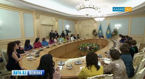 «Көктем шуағы» - Ақордада үрдісі үзілмейтін жайма-шуақ кездесу