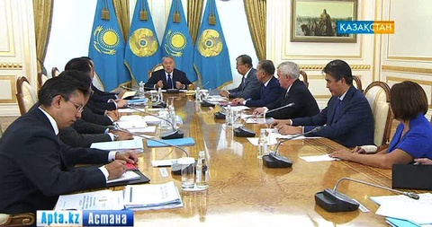 Аптаның басты жаңалығы: Теңге еркіне жіберілді