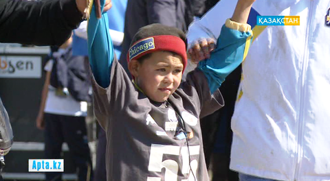 «Алтын тұлпар» бәйгесінде жамбылдық Ақжол Жұматай  бас жүлдені иеленді