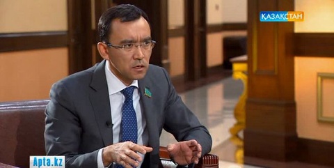  «Apta.kz»-те - Қазақстан Республикасы Парламенті Мәжілісінің депутаты  Мәулен Әшімбаев
