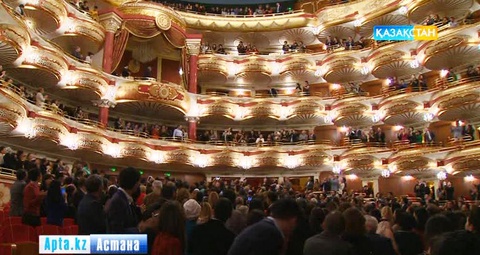 Мемлекет басшысы «Абай» операсына барды (ВИДЕО)