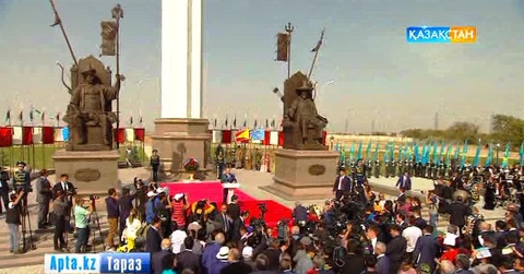 Тараздың төрінде «Қазақ хандығына - 550 жыл» атты тарихи монумент ашылды (ВИДЕО)