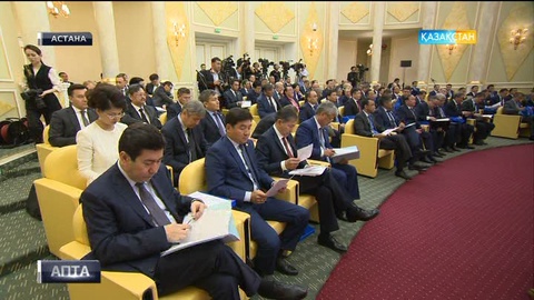 Сананы жаңғыртуға бағытталған 6 бастаманың алғашқысы - латын әліпбиіне көшу