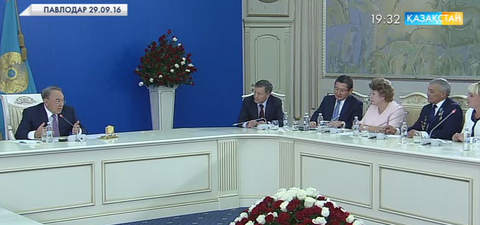 Елбасы павлодарлық зиялы қауым өкілдері және жастармен кездесті