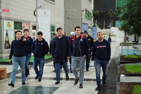 «Барыс» ойыншылары  «Назарбаев Университетінде» қонақта болып қайтты