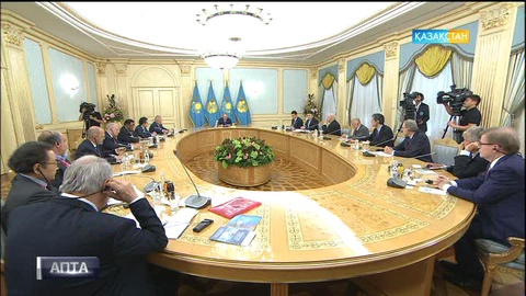 Осы аптада Елбасы Нобель сыйлығының лауреаттарымен және белгілі экономистермен кездесті