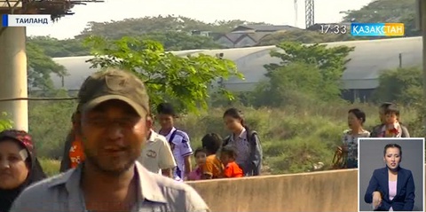 Таиландта жұмыс істеп жүрген мыңдаған мигрант елден кетуге мәжбүр