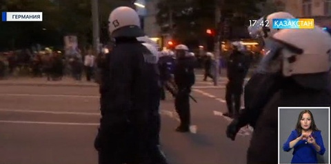 Германияда ғаламдануға қарсы манифестанттар полициямен қақтығысты
