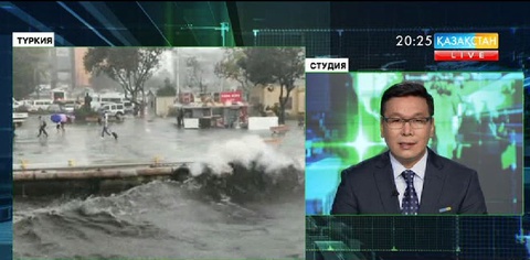 Стамбулда бұршақ жауып, көшелерді су басты