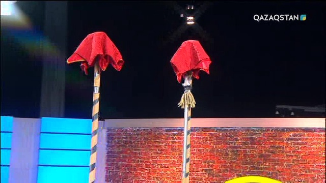 Акробаттар жанұясы «Таңшолпанның» төрінде