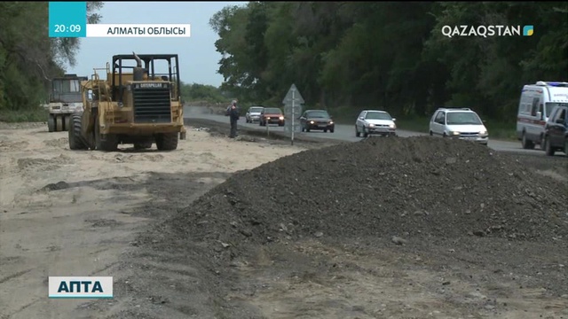 Нұрсұлтан Назарбаев Алакөл маңындағы туристік нысандарды аралады