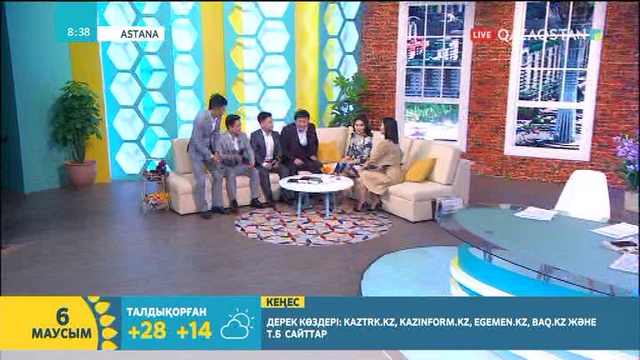 Саят Әбенов: Менің өнерім поэзия мен айтыстың ортасы