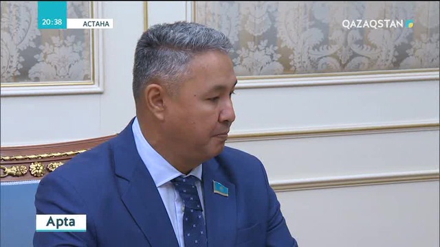 Елбасы «Ақ жол» партиясының жетекшісі Азат Перуашевты қабылдады