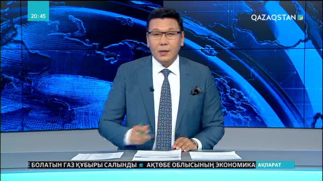 Жібек жіппен картина салатын келіншек