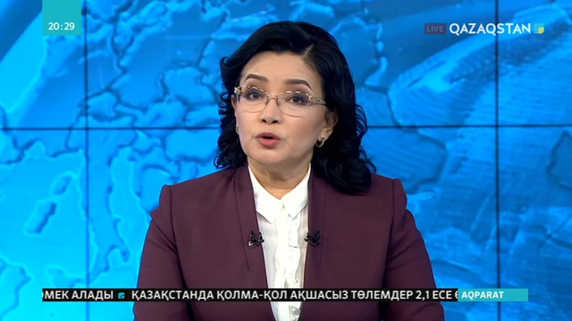 Алматыда той кортежімен қыдырып жүрген жастар екі полицейді қағып кетті