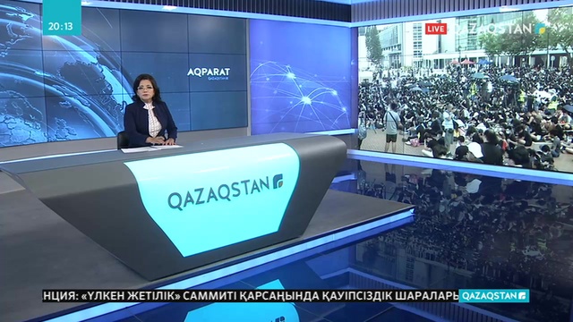 Гонконгта орта мектеп оқушылары экстрадиция туралы заңға қарсы шеруге шықты