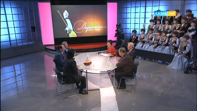 Секен Тұрысбековтің азан шақырып қойған есімі Серікболсын