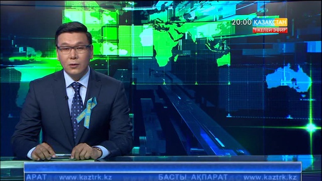 Президент «Отан-Ана» монументіне гүл шоқтарын қойып, ардагерлерді Жеңіс күнімен құттықтады