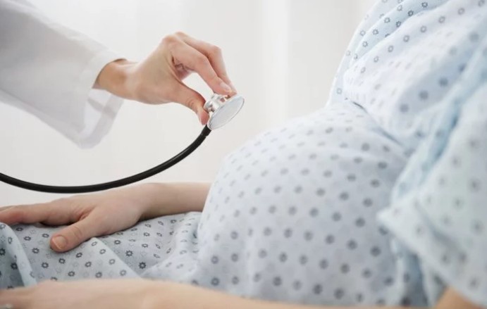 МӘМС аясында жүкті әйелдерге қандай жеңілдіктер қарастырылған?