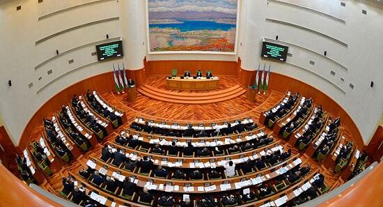 Өзбекстан үкіметі отставкаға кетті