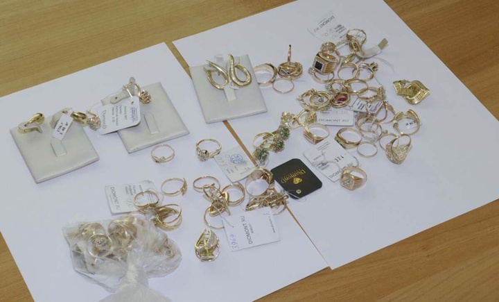 Түркістан облысында қарақшы тапаншамен қорқытып, 7 млн теңгенің алтын бұйымдарын ұрлап кетті