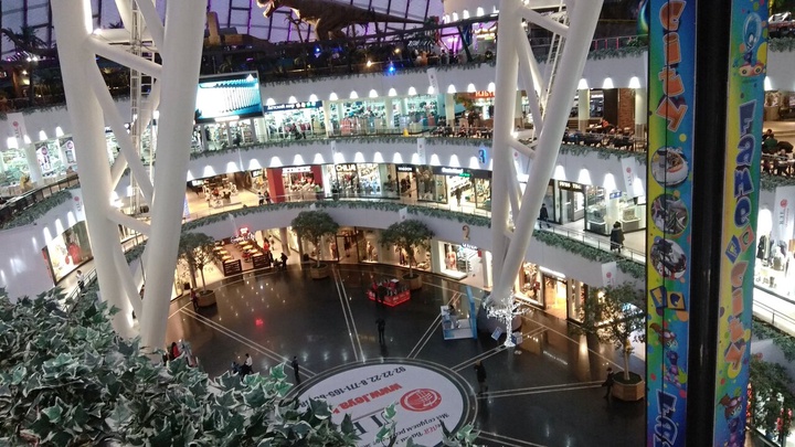 Елордада сауда орталықтары сенбі күні жұмыс істейді