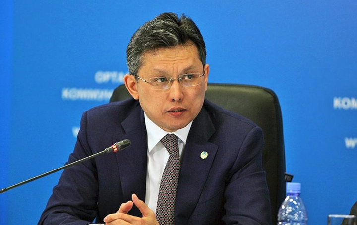 Министр супермаркеттердегі дүрбелең туралы: Тауар жетіспеушілігіне жол берілмейді