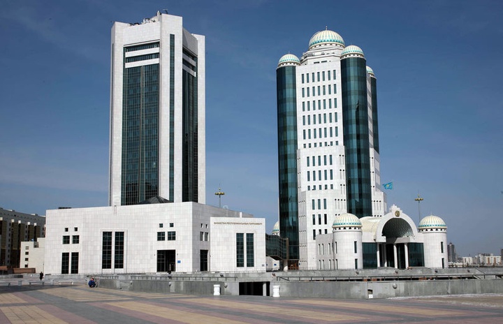 Парламент пен Үкімет ғимаратына кіруге шектеу қойылды