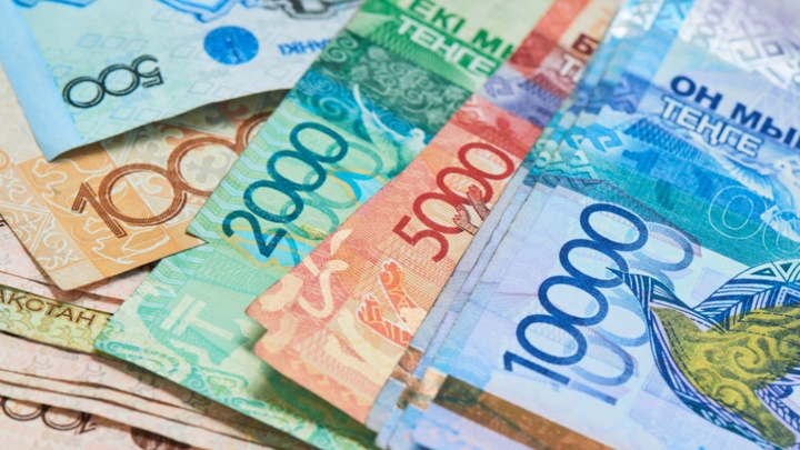 Коммуналдық қызметтер үшін кімдерге 15 мың теңгеден беріледі?