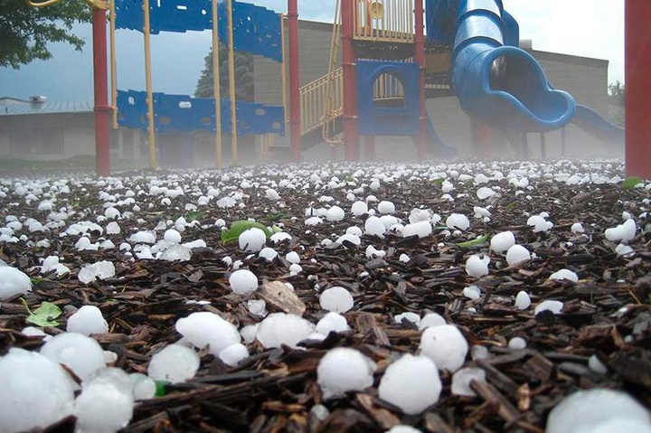 Қар аралас жаңбыр, бұршақ – 23-24 сәуір күнгі ауа райы болжамы