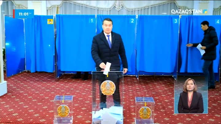 Үкімет басшысы Әлихан Смайылов дауыс берді