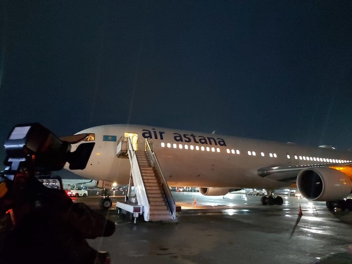 Қазақстан Украина халқы үшін гуманитарлық дәрілік көмек жіберді