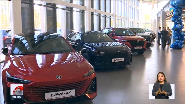 Жаңа көлікке сұраныс: Қазақстан нарығын «жаулай» бастаған қытай көліктері