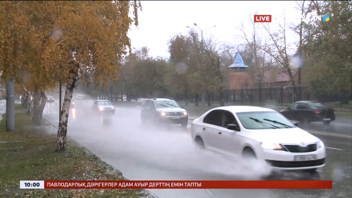 Өскеменнің көшелерін су басты