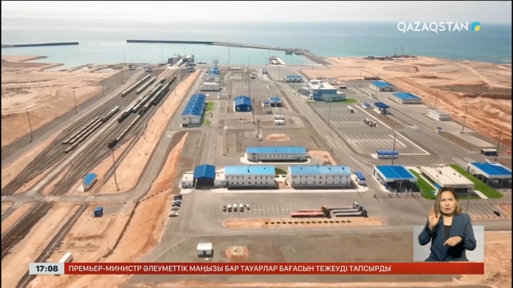 Құрық порты арқылы көлік тасымалы артқан