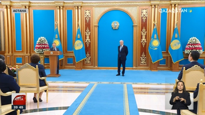 23 мұғалім «Қазақстанның еңбек сіңірген ұстазы» медалімен марапатталды