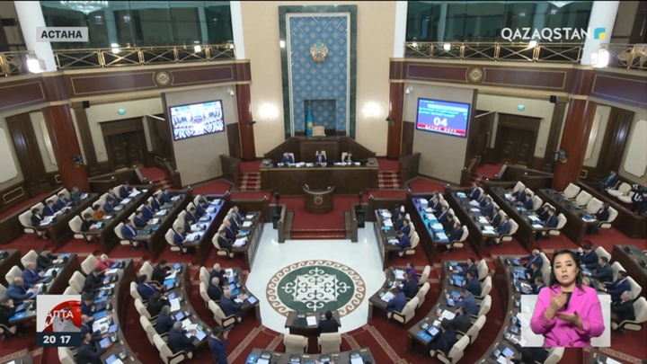Министрлер кабинеті алдағы үш жылдың бюджетін таныстырды