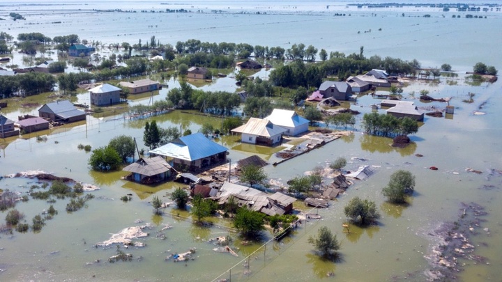 Halyk Bank және «Халық» қоры тасқыннан зардап шеккен қазақстандықтарға 1 млрд теңге қаржы бөледі