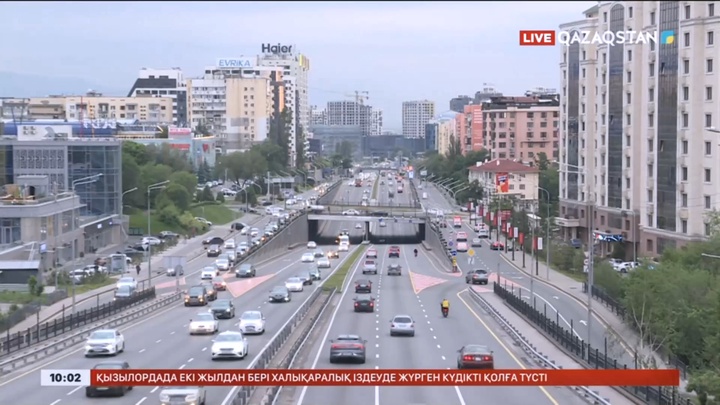 Алматыда жол ережесін 189 рет бұзған жүргізуші ұсталды