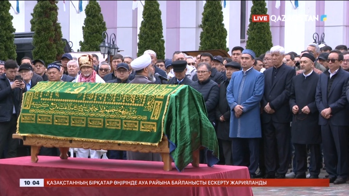 Қазақ жұрты академик Төрегелді Шармановты ақтық сапарға шығарып салды